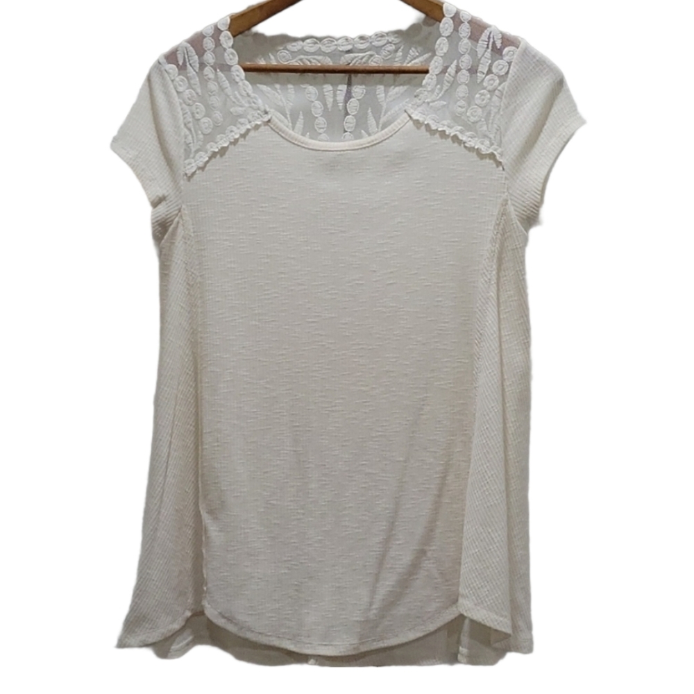 2 for $20!  Jolt Blouse Off-White Knit Embroidery Cap Sleeves Size S